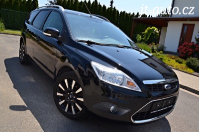 Ford Focus 1.6i Black Magic