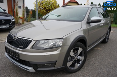Škoda Octavia Scout 2.0 TDI Navigace Tažné Zařízení